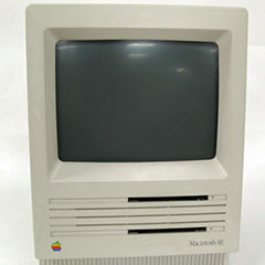 Front of a Macintosh SE M5010 computer, Apple Computer Inc.